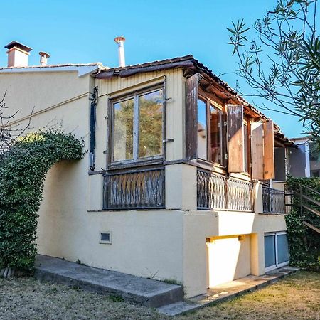 Can Camps Besalu Casa Planta Baja Con Jardin Exterior photo