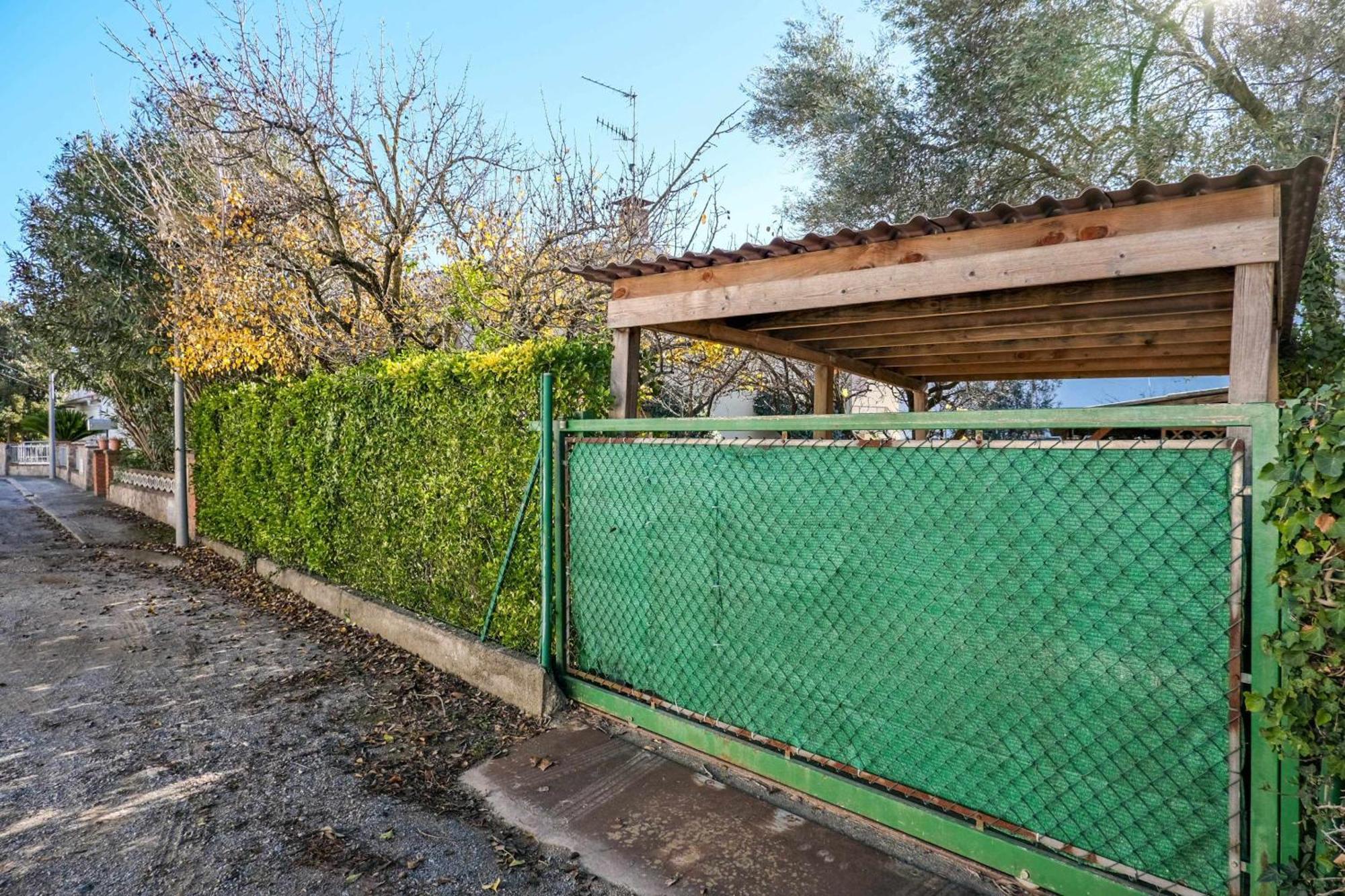 Can Camps Besalu Casa Planta Baja Con Jardin Exterior photo